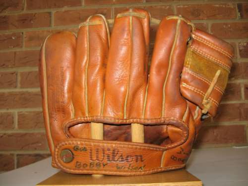 Hank Sauer Wilson A2195 Back